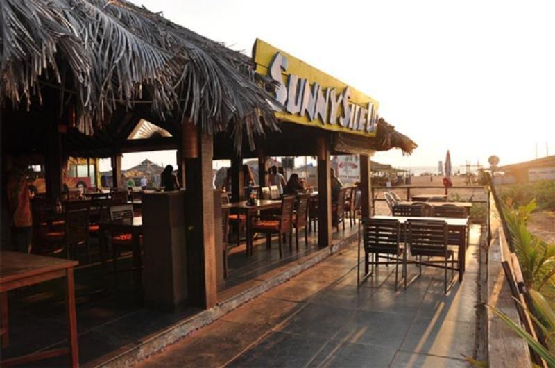 360° Beach Retreat Candolim Exterior foto